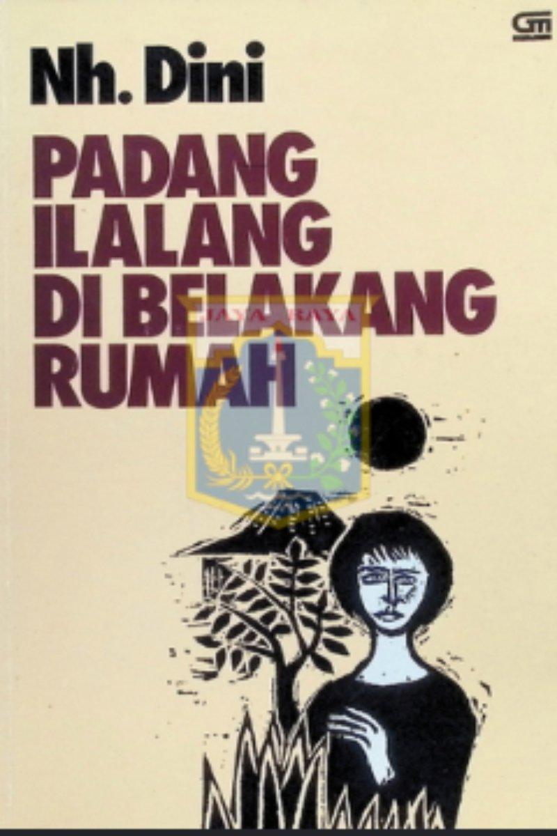 Padang Ilalang Di Belakang Rumah
