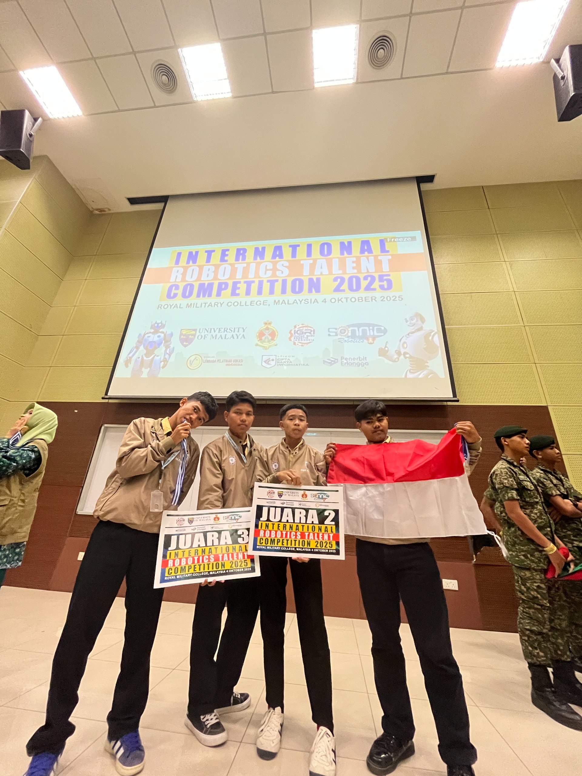Juara Robotic Internasional